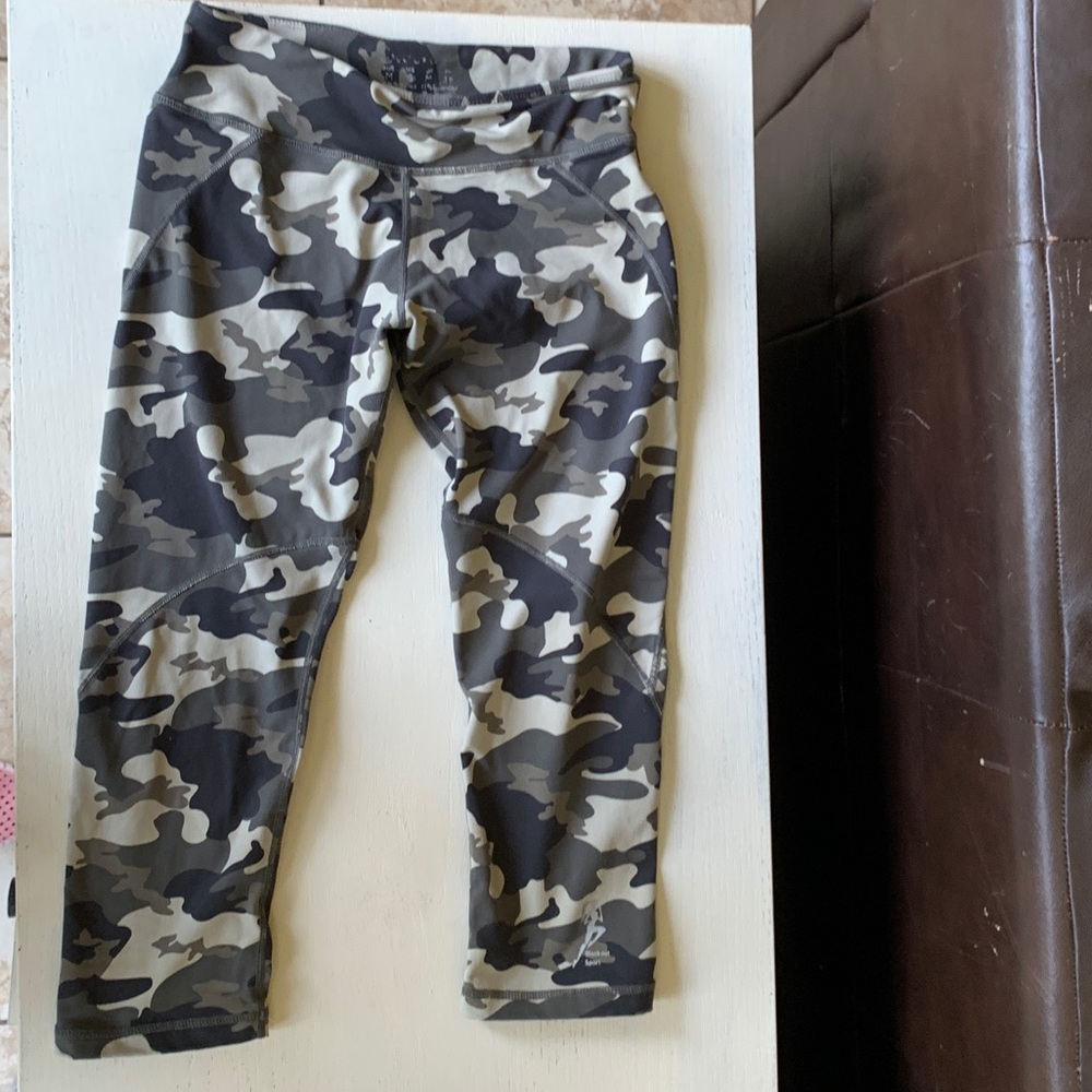 Camo workout/yoga leggings/pants